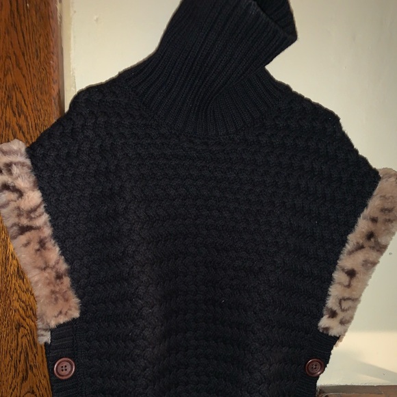 Aspen Kids Us S (7-8). Beautifully made sweater. Turtle neck. Never worn. - Picture 2 of 16